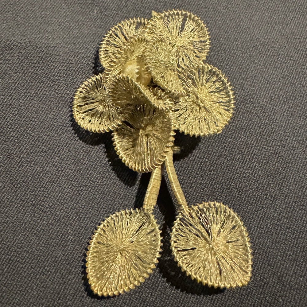 Vintage Handmade Wire Thread Brooch West Germany